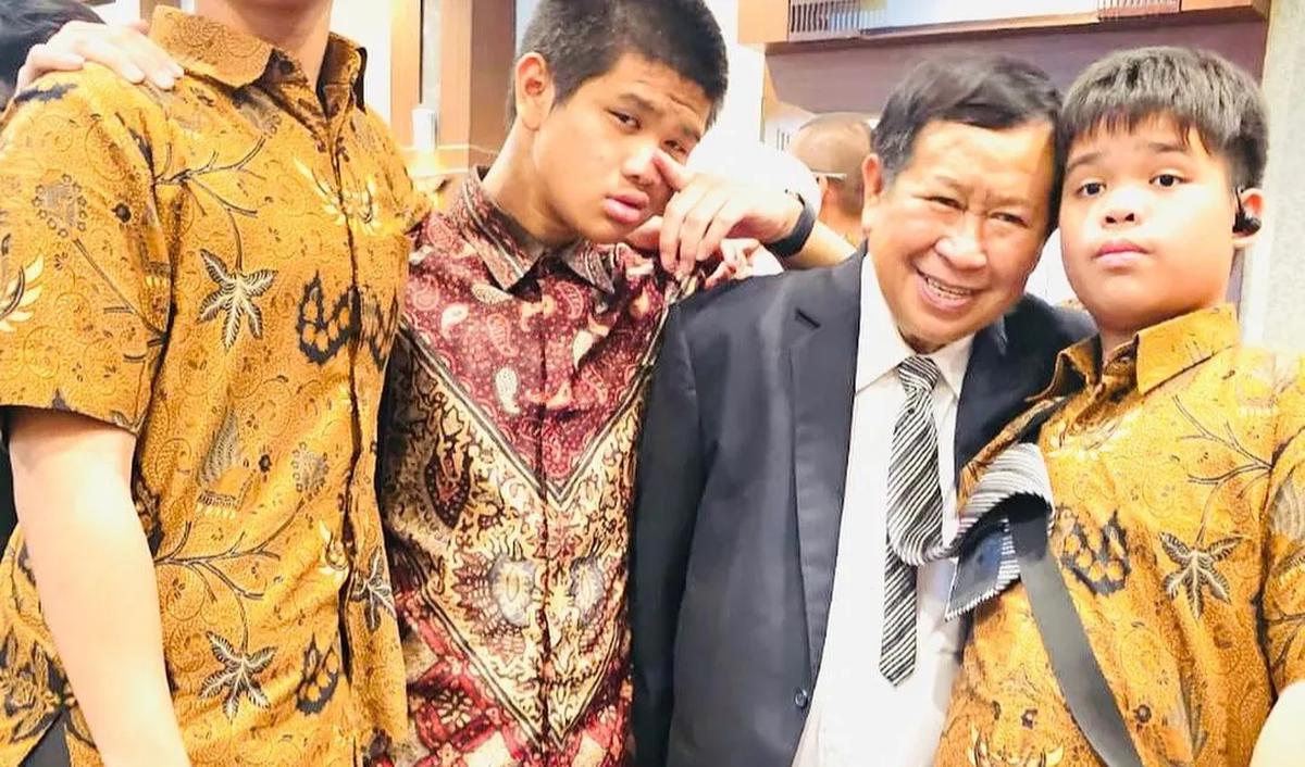 Tak main-main, ketiganya bahkan disebut Susno sebagai sosok yang memiliki kemampuan khusus.