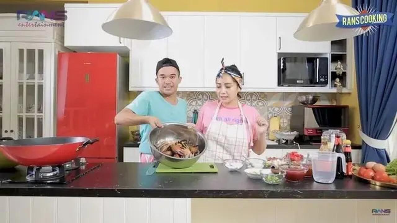 Inspirasi Dapur Minimalis nan Estetik dari Rumah Artis Indonesia