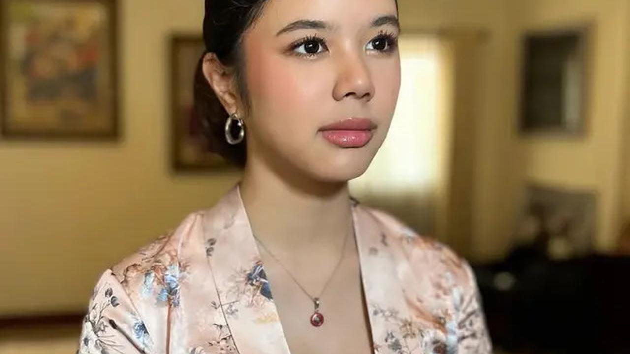 6 Potret Detail Kebaya Safeea Ahmad di Pernikahan Al Ghazali yang Curi Perhatian