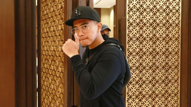 Foto: Gaya Casual Anak Presiden saat Menghadiri Kongres Biasa PSSI 2023