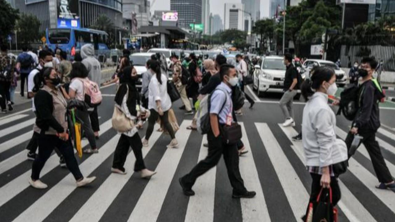 Pemerintah Minta Swasta-BUMN WFH, Gaji dan Cuti Tidak Dikurangi