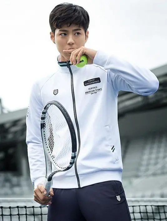 Sejak dirinya berkecimpung di dunia hiburan, seperti MC, aktor, penyanyi, bahkan penari, Park Bo Gum memang memiliki fans yang sangat banyak. (Instagram/parkbOgum)