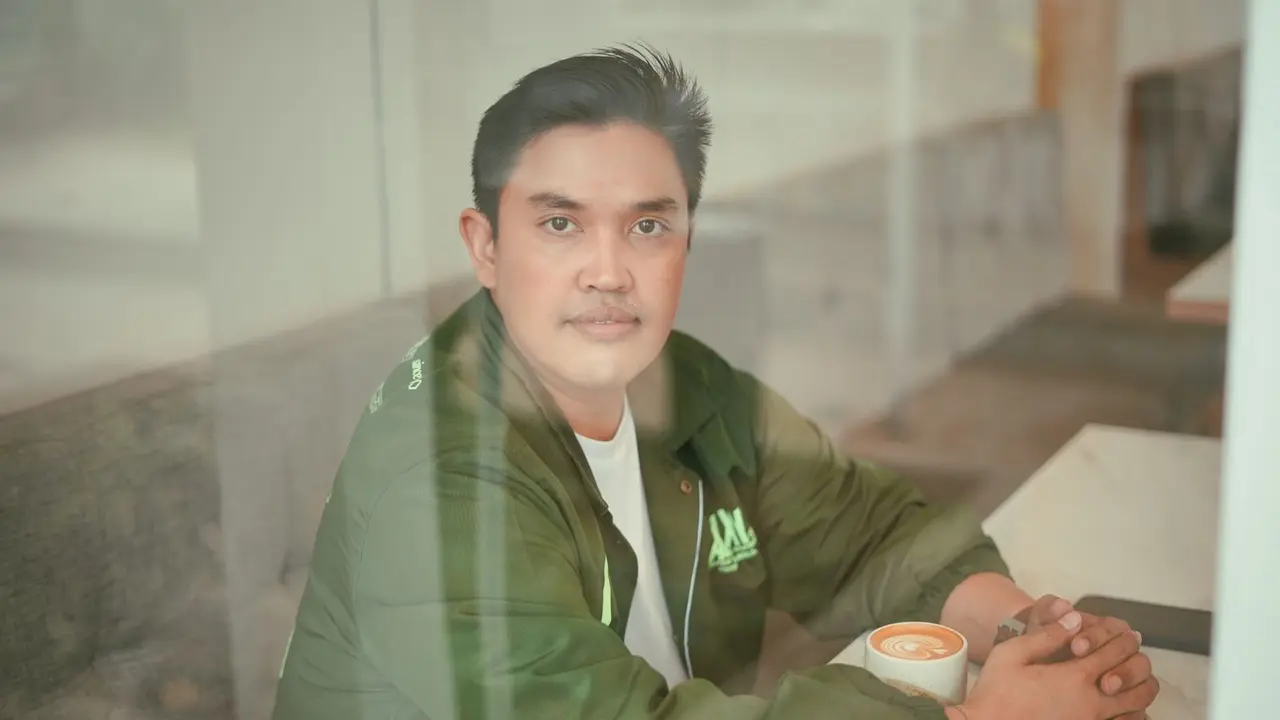 Coach Ican