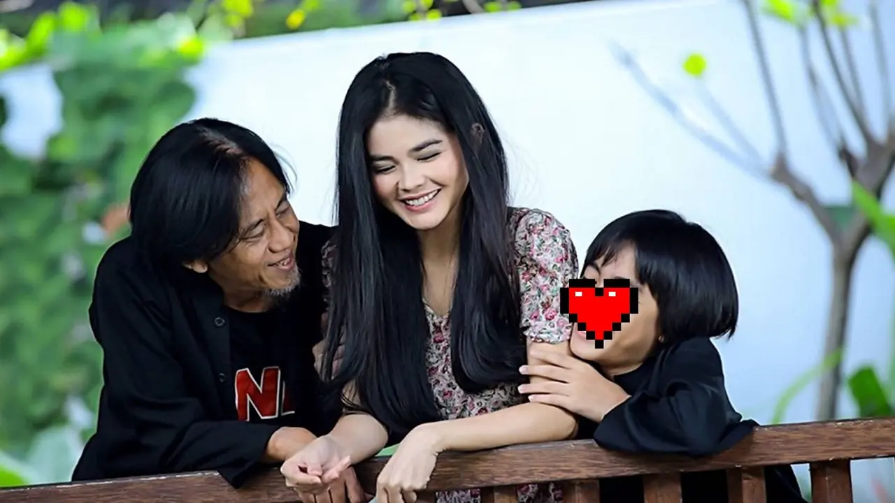 Keluarga Epy Kusnanda dan Karina Ranau. (Liputan6.com/IG/@karinaranau9)