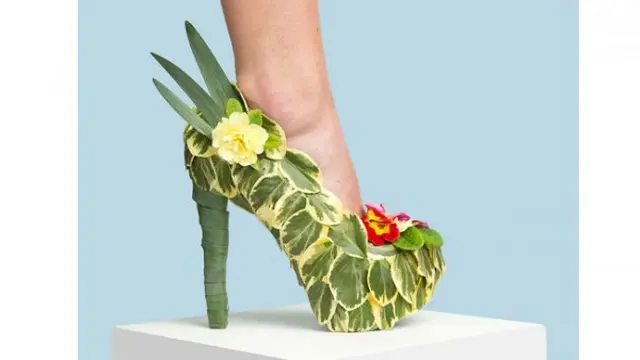 6 Kreasi Seni Sepatu dari Sayuran Hijau Ini Kelewat Unik