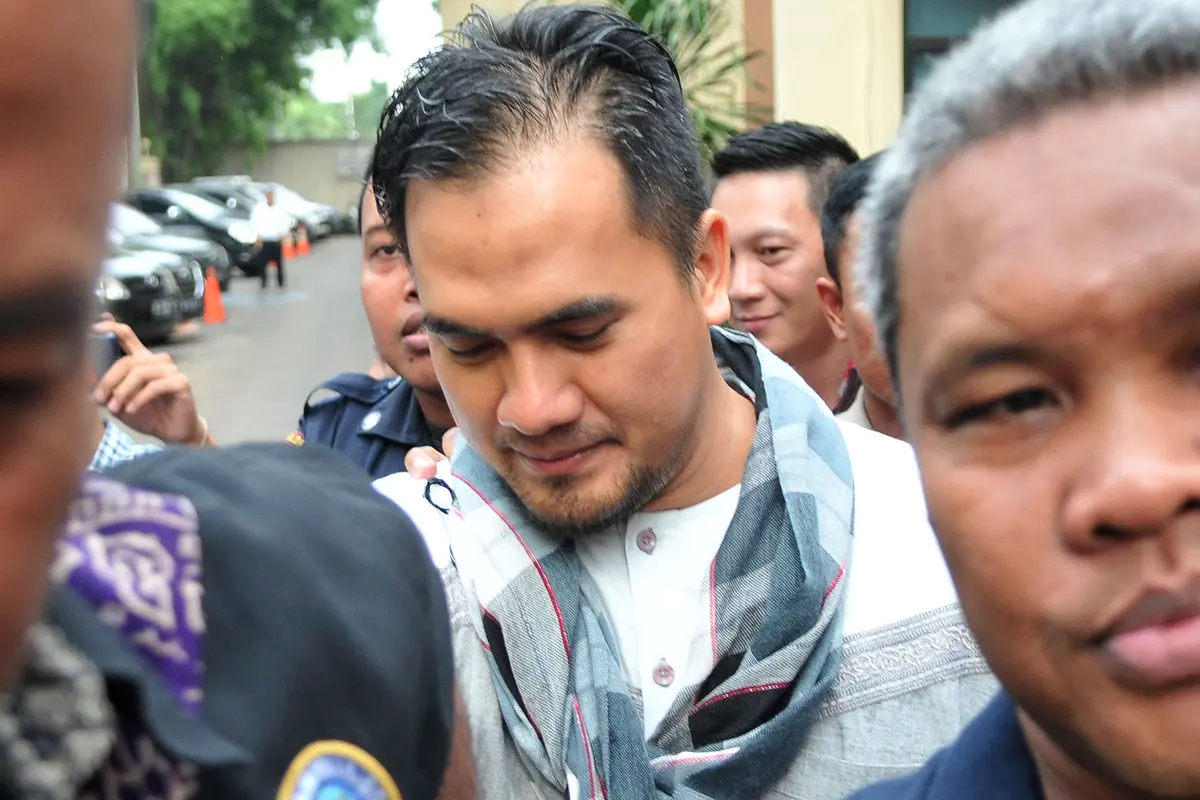 20160219-Muka Lega Saipul Jamil Usai Jalani Tes Urine di BNN