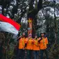 Pendaki melakukan ekspedisi di Gunung Mande Rubiah. (Dok:&nbsp;MPALH UNP)