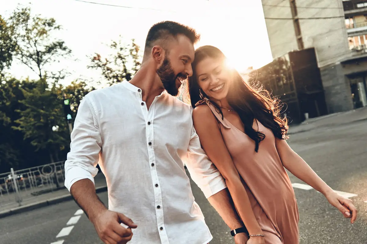 pasangan cinta