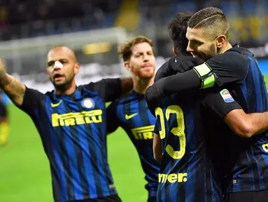 Inter Milan meraih kemenangan 4-2 atas Fiorentina pada laga pekan ke-14 Serie A di Giuseppe Meazza, Senin (28/11/2016). (EPA/Daniel Dal Zennaro)