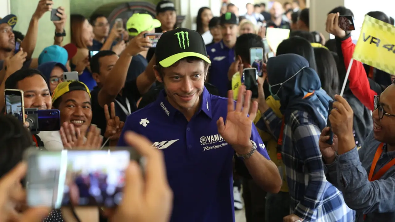 Lagi-Lagi, Rossi dan Vinales Bikin Geger Publik Tanah Air