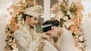 Tyas Mirasih resmi menikah hari Minggu (20/8/2023) dengan Tengku Tezi. [Foto: Instagram/morden.co]