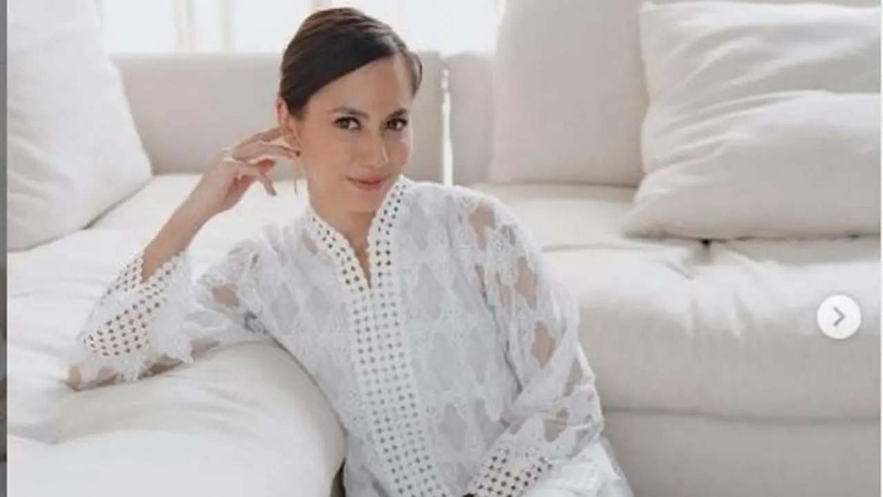 Dandan Sendiri Saat Kondangan, Pevita Pearce Tampil Menawan dan Dipuji MUA Hollywood