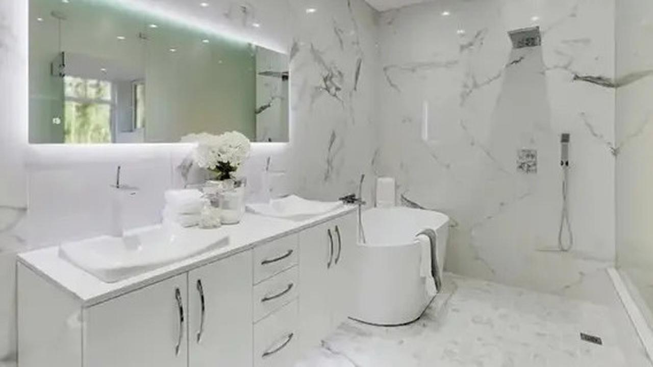 Ide Warna untuk Kamar Mandi Kecil Agar Terlihat Lebih Besar, Cocok di Hunian Minimalis 2025