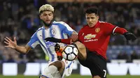 Tak Pernah Akur dengan Sanchez, Bek MU Ditertawai Mourinho