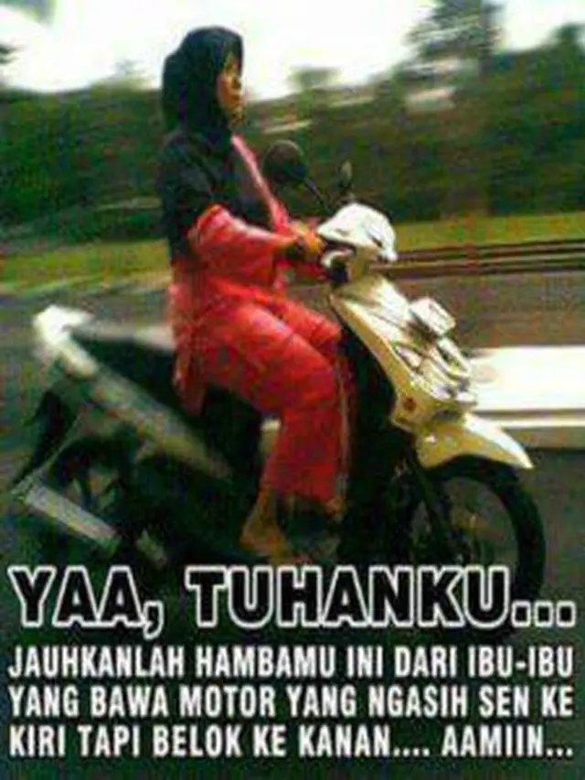 Kumpulan Meme Ibu-Ibu Naik Motor di Jalan Raya, Dijamin Bikin Cekikikan (ist)
