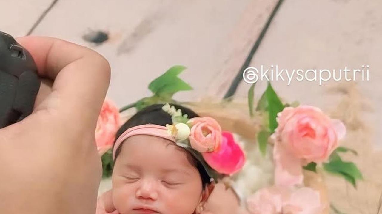 Potret Newborn Baby Kayya Anak Kiky Saputri, Dipuji Terlihat Cantik Sejak Bayi dan Bikin Gemas Netizen