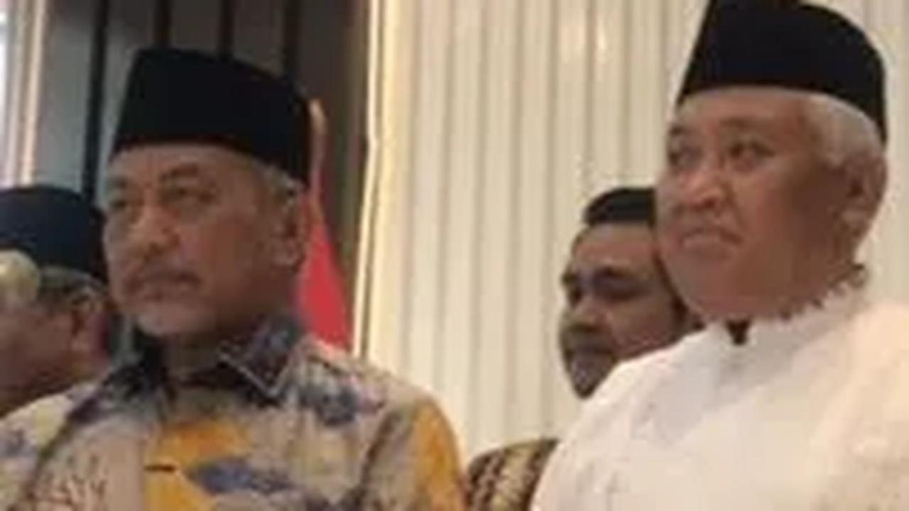 Di sisi lain, kata mantan Ketua Majelis Ulama Indonesia (MUI) itu, hanya PKS yang baru menawarkannya kesempatan untuk bergabung ke dalam Tim Pemenangan AMIN.<br>