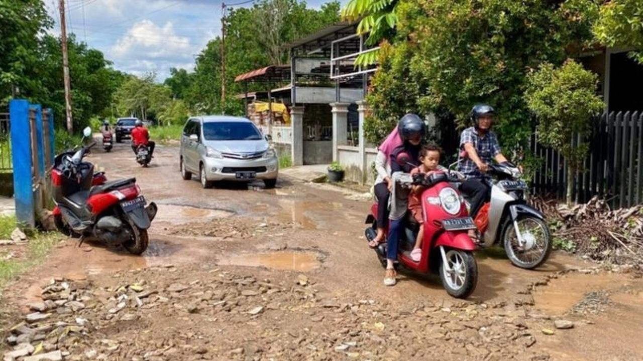 Bupati Kubu Raya Sujiwo Prioritaskan Perbaikan Jalan Batas Kota pada 2026