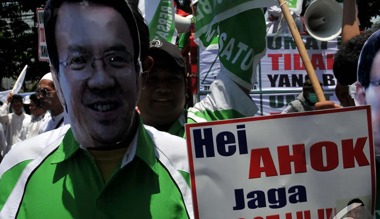 Beberapa ormas merasa risih dengan gaya Ahok yang mereka nilai sangat kasar. Merekapun melakukan aksi menolak Ahok (Liputan6.com/Johan Tallo)