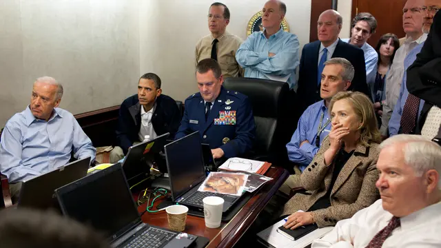 Situation Room, Gedung Putih, saat operasi pembunuhan Osama bin Laden, 2011 (Gedung Putih/Wikimedia Commons)