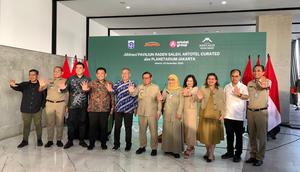 Gubernur DKI Jakarta, Pramono Anung, Direktur Utama PT Jakarta Propertindo, Iwan Takwin, Chief Operating Officer Artotel Group, Eduard Rudolf Pangkerego dkk. (dok. Liputan6.com/Salsa Nur Fadillah)