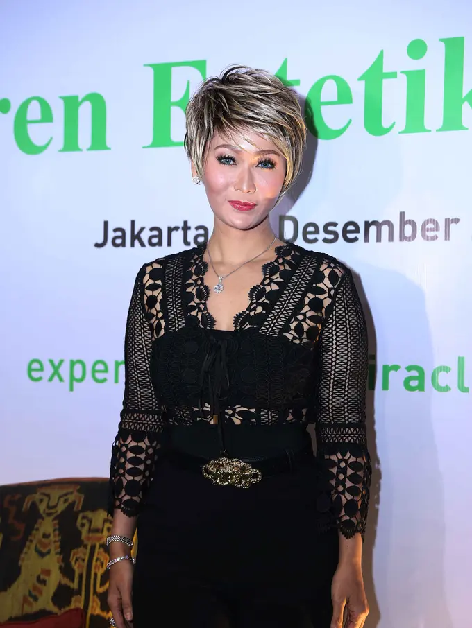 [Bintang] Inul Daratista