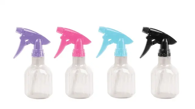 Tips Menghilangkan Ketombe