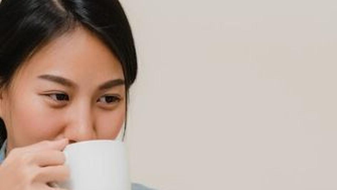 4. Mencegah Diabetes Tipe 2<br>Kopi hitam dapat mengurangi risiko terkena diabetes tipe 2 melalui kandungan polifenol dan peningkatan sensitivitas tubuh terhadap insulin.
