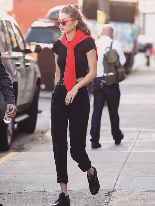 Melansir OK! Magazine, ternyata Gigi tidak terima ketika sang kekasih digosipkan dekat dengan Kendall Jenner dan saling berkirim pesan yang cukup romantis. Jika benar Zayn seperti itu, Gigi pun akan bertindak. (Instagram/gigihadid)