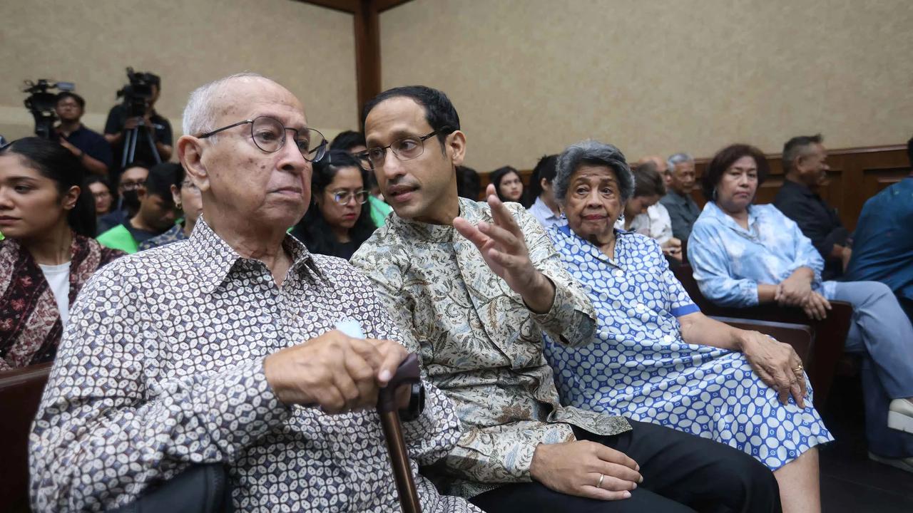 FOTO: Sidang Korupsi Chromebook Nadiem Makarim Soroti Kesehatan dan Alat Bukti