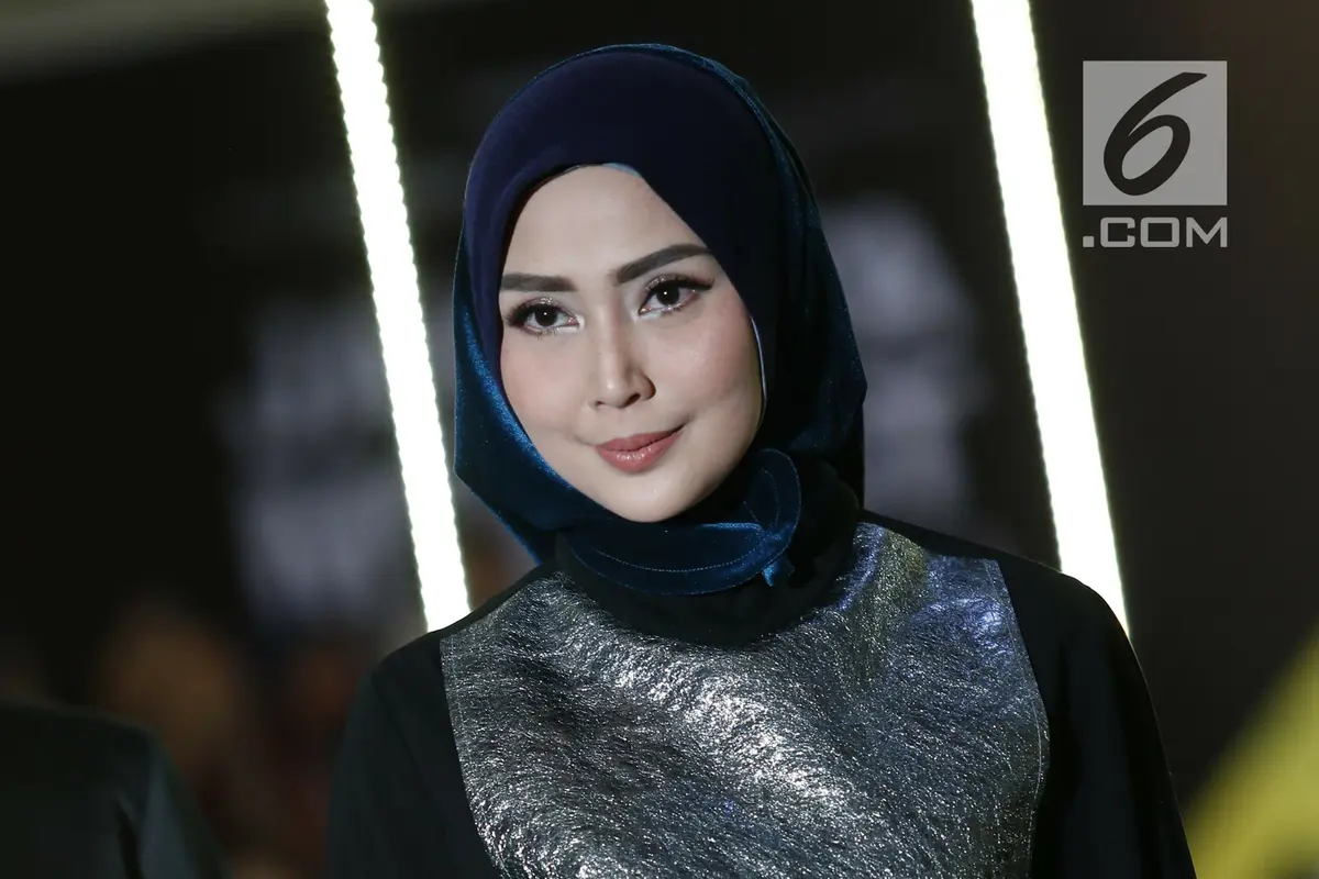 Koleksi Busana Modest Wear L.tru X Fenita Arie di JMFW 2018