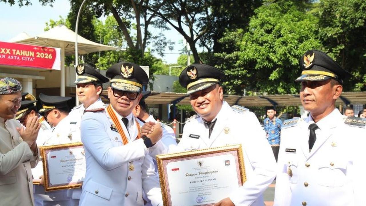 Pemkab Gianyar Raih Predikat Tujuh Terbaik Nasional dalam Evaluasi LPPD 2024