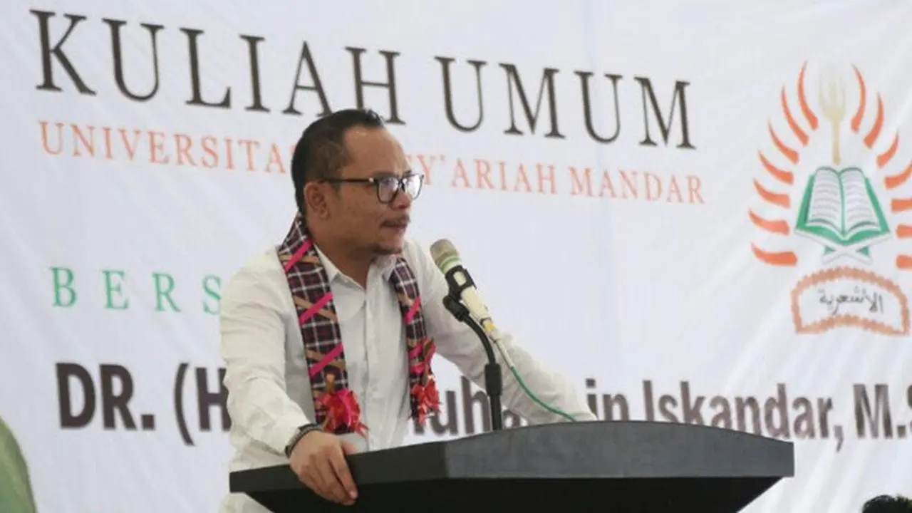 Menaker Hanif Beberkan Tips Jadi Pemuda Kreatif dan Inovatif
