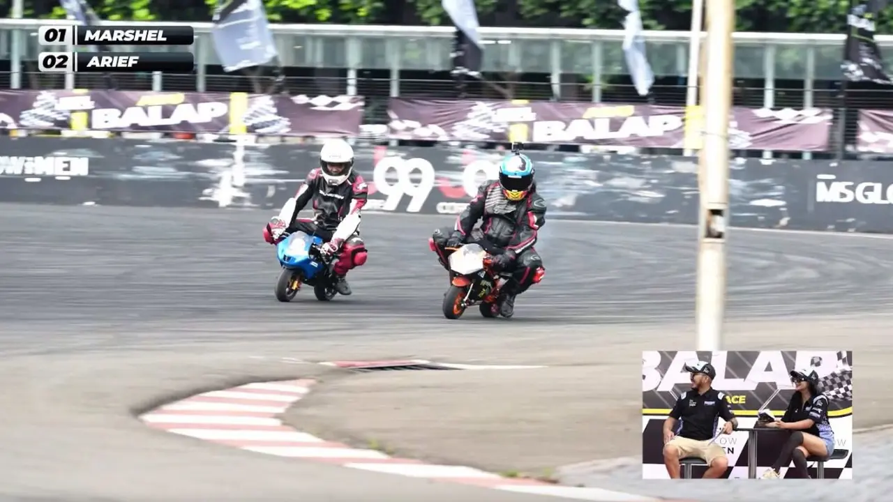 Marshel Widianto dan Arief Muhammad adu balap motor