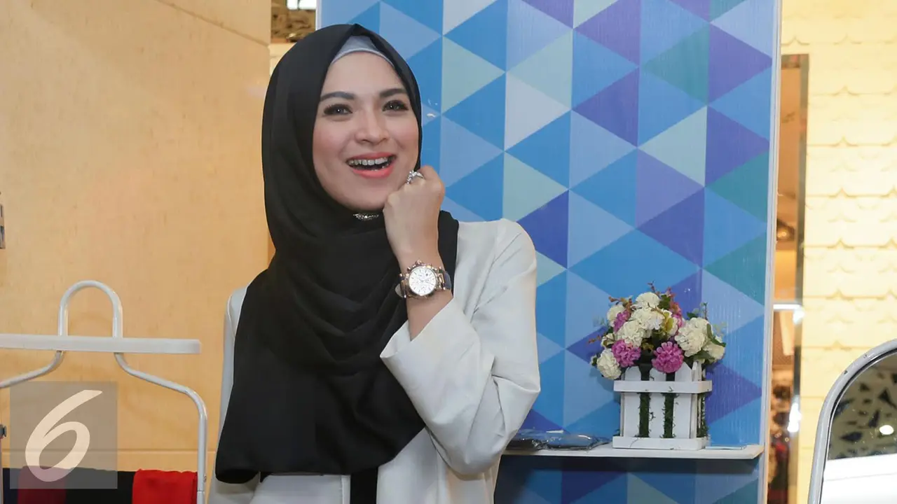 20160921- Delia Septianti-Jakarta- Herman Zakharia	