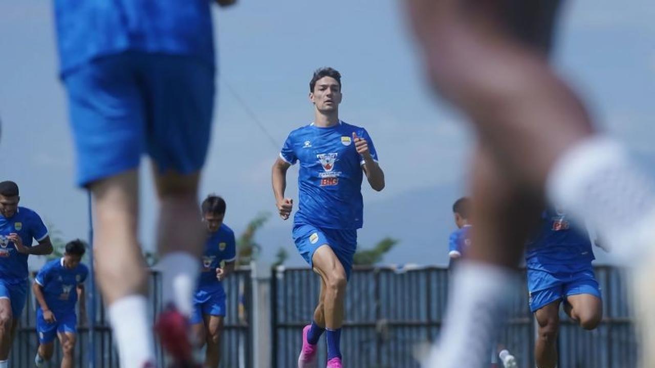 Kabar Gembira! Federico Barba Kembali Berlatih Bersama Persib Bandung, Siap Tampil di Laga Penting?