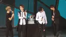 Kue berminiatur para member SHINee dipersiapkan untuk merayakan penutupan 'SHINee World Concert III' yang digelar sejak tahun lalu, Jakarta, Minggu (22/6/14). (Liputan6.com/Desika Pemita)