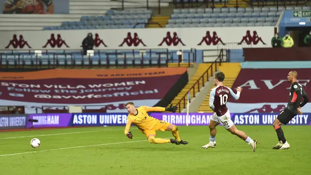 FOTO: Aston Villa Bantai Liverpool 7-2