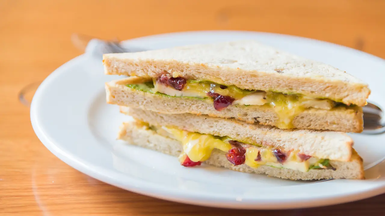Resep Avocado Sando yang Lembut dan Creamy