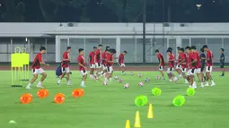 Timnas Indonesia U-23 terus menggenjot persiapan jelang bentrok dengan Filipina pada laga lanjutan Grup A Piala AFF U-23 2025. (Bola.com/M Iqbal Ichsan)