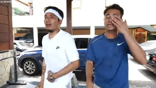 Bakal Tanding Tenis Lawan Desta, Ini 7 Potret Pesiapan Raffi Ahmad