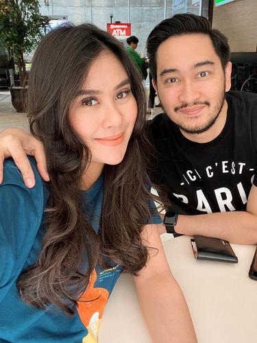 Syahnaz Sadiqah dan Jeje Govinda