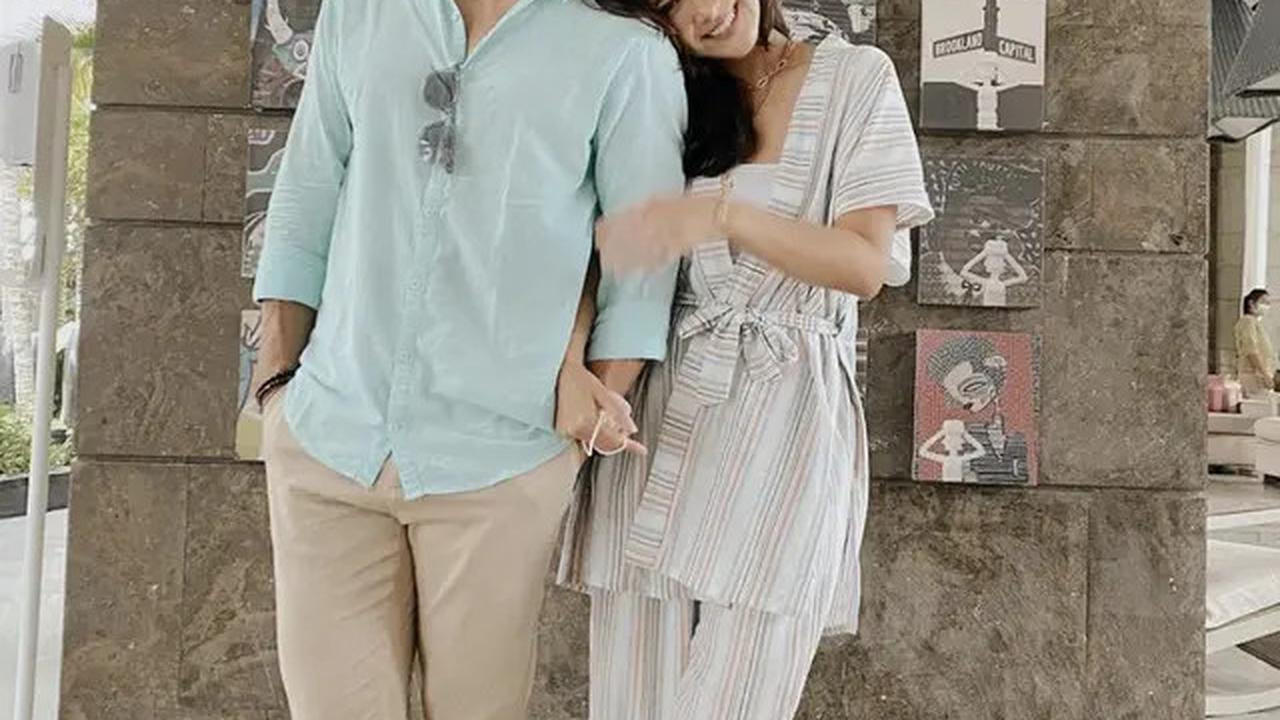 Terlepas dari gaya yang mereka pilih, keserasian tema gaya yang mereka hadirkan selalu menjanjikan gaya kompak yang memikat.