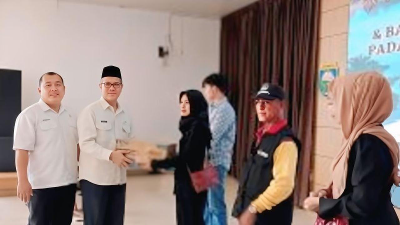 Pemkab OKU Salurkan Bantuan UMKM Produktif, Dorong Kemandirian Ekonomi Lokal