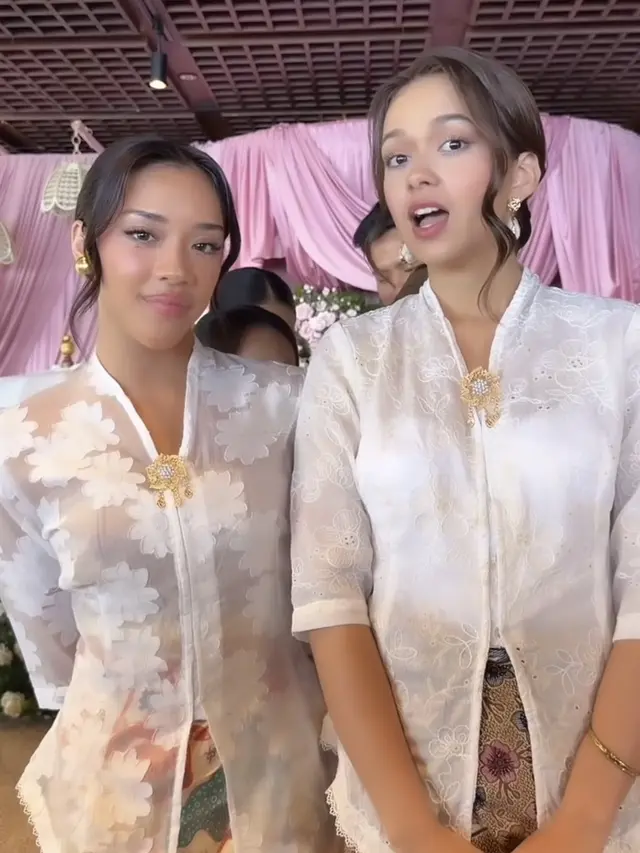 Baila No Na dan Rebecca Klopper di Siraman Jennifer Coppen. [@brideswhisperer]
