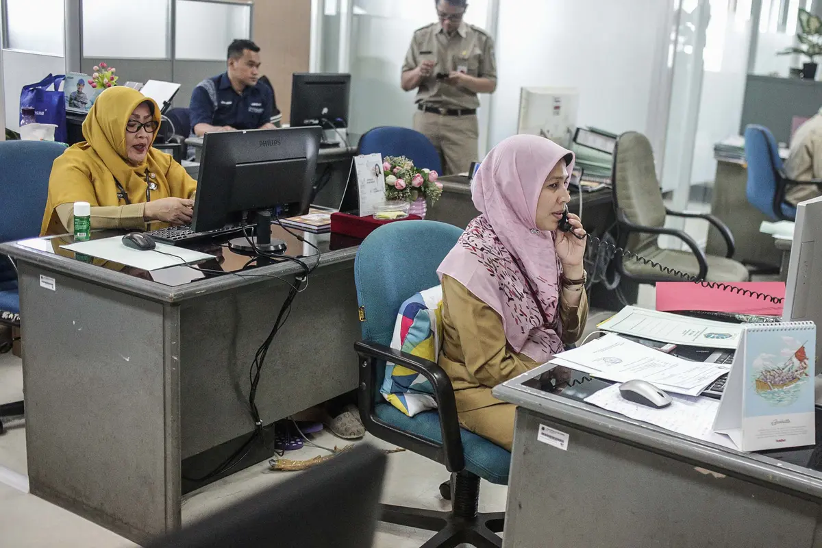 Hari Pertama Masuk, PNS DKI Jakarta Langsung Aktif Bekerja
