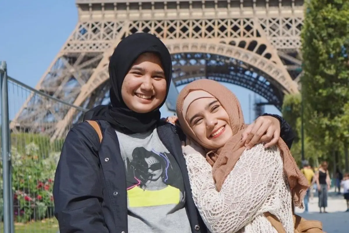 Potret Tissa Biani dan kakak