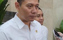 Hari Pertama Jadi Menteri, AHY Ikut Jokowi Blusukan ke Sulawesi Utara