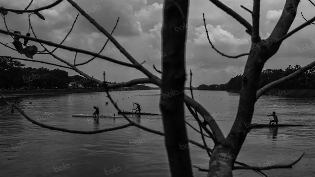 Foto Cerita: Hitam Putih Kiprah Pejuang Olahraga di Tanah Legenda
