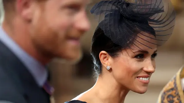 Senyum Memesona Meghan Markle Saat Hadiri Peringatan 1 Abad RAF